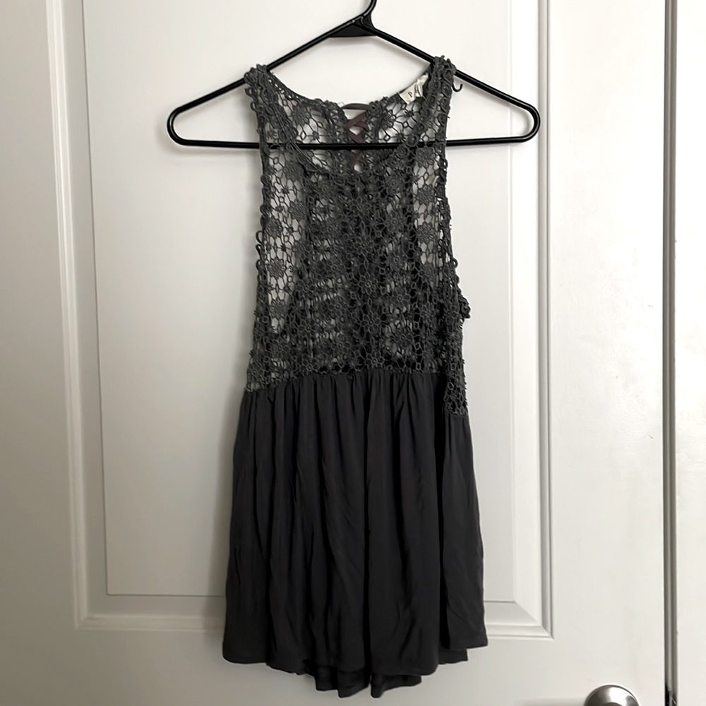 Floral woven top